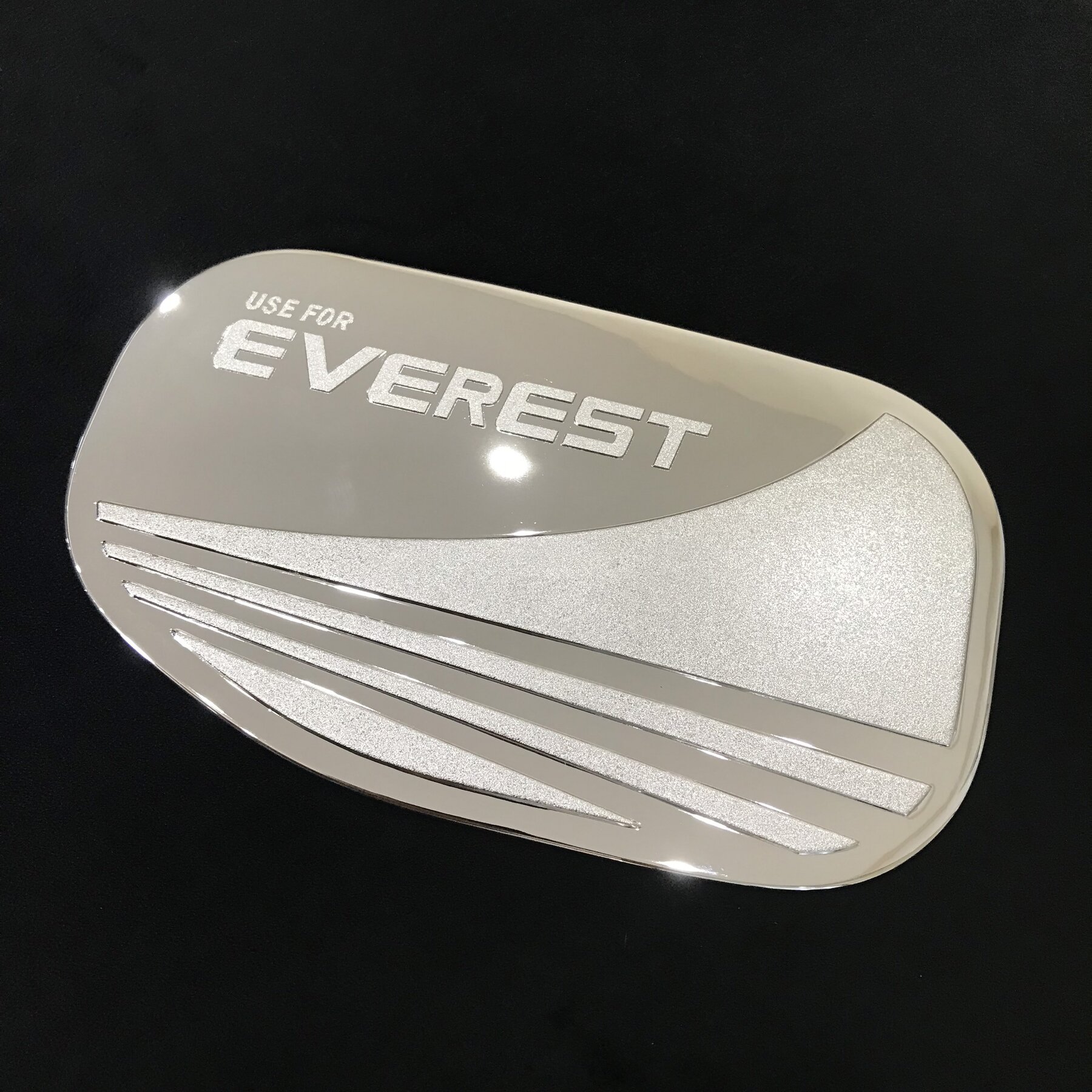 ỐP NẮP BÌNH DẦU MẠ CROM FORD EVEREST